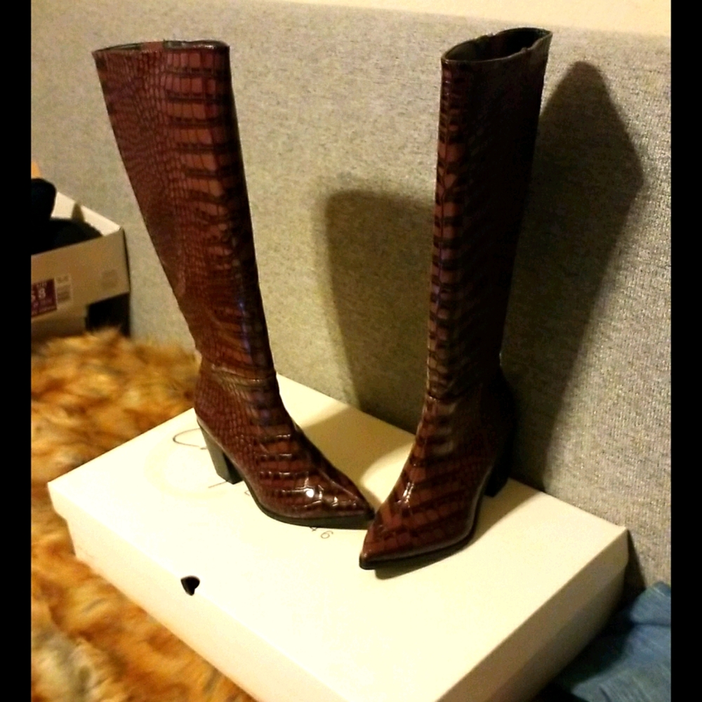 Woman's boots
